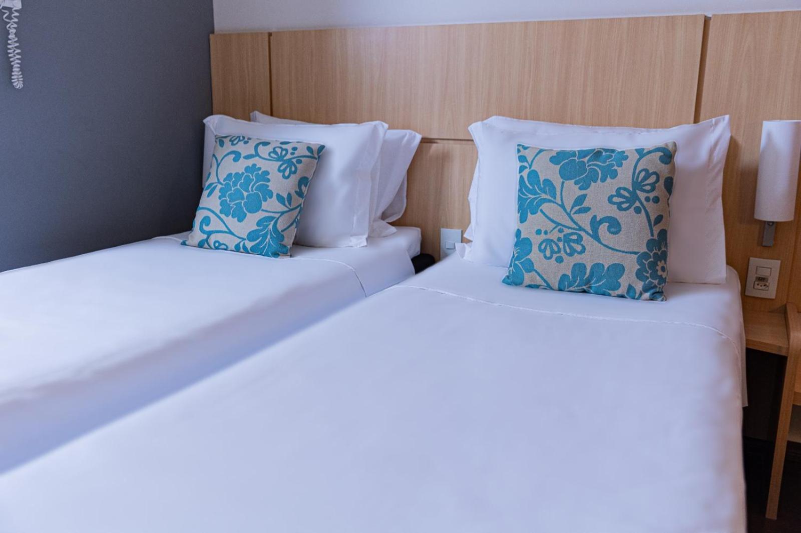 Hotel Lieto โปโซส เด คาลดัส ภายนอก รูปภาพ