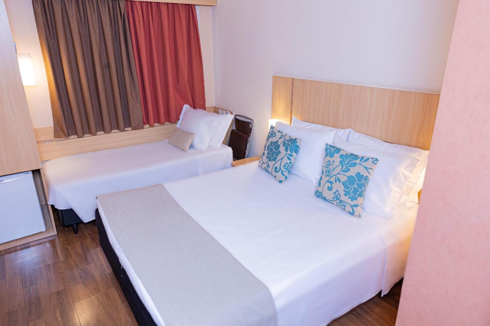 Hotel Lieto โปโซส เด คาลดัส ภายนอก รูปภาพ