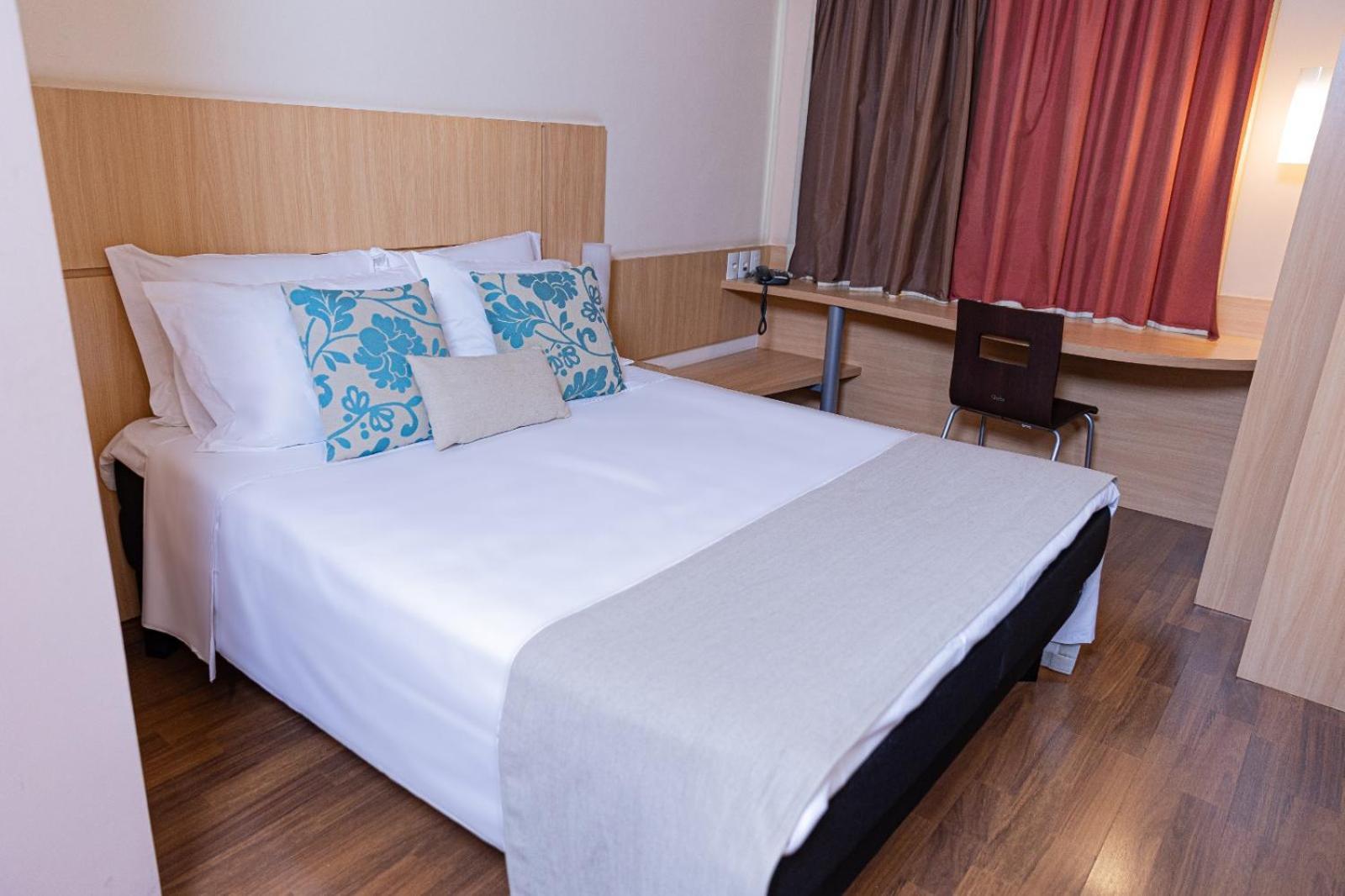 Hotel Lieto โปโซส เด คาลดัส ภายนอก รูปภาพ